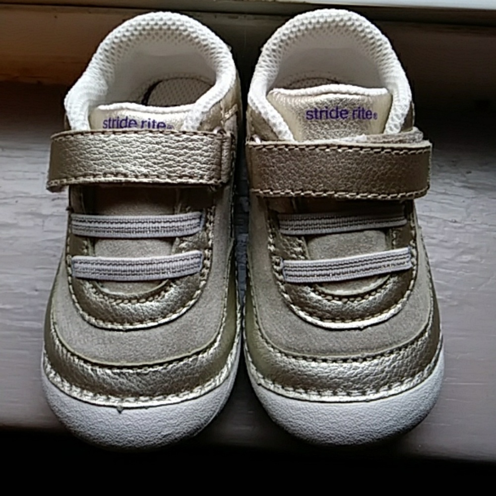 Stride Rite Jazzy Gold Sneakers